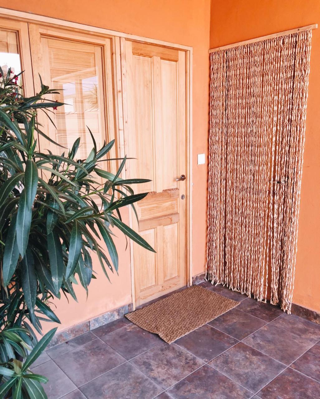Mom La Punta Hotel Valencia Ngoại thất bức ảnh